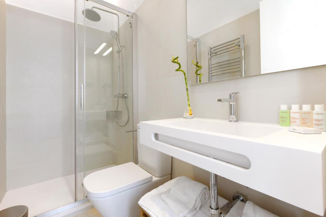 Latina Plaza Apartment Madrid Bagian luar foto